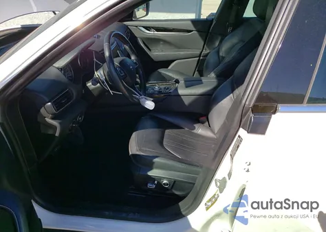 2021 Maserati Levante S z USA, uszkodzony, nr VIN ZN661YUAXMX378525